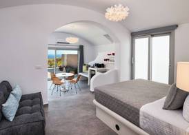 Felicity Cave Suites - Santorini 3