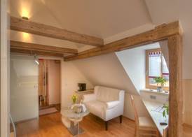 Landhotel Zum Goldenen Kreuz 5
