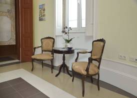 Dukes Corner Guest House 3