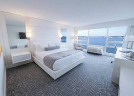 Oyster Point Hotel 4