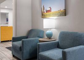 Baymont by Wyndham Davenport 4