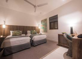 Kumu Beach By Teardrop Hotels 4