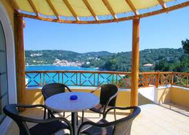 Thanasis 2