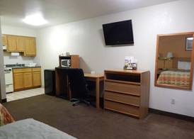 Pearsall Executive Inn 5