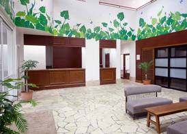 Hotel Breezebay Marina 4