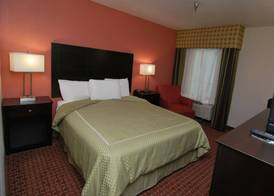 AmericInn by Wyndham Johnston Des Moines 5