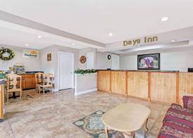 Days Inn by Wyndham Daytona Beach Downtown 3