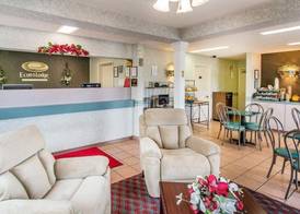 Econo Lodge Dothan West 3