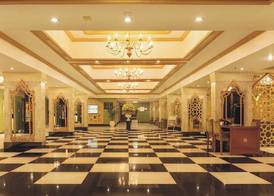 Hotel Clarks Shiraz 4