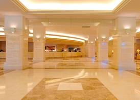 Rusutsu Resort Hotel & Convention 4