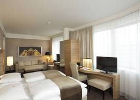 H4 Hotel Berlin Alexanderplatz 5