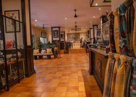 Pakse hotel & Restaurant 2