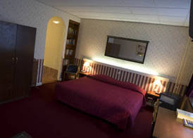 Queen Hotel 2