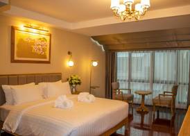 Siri Grand Bangkok Hotel 5