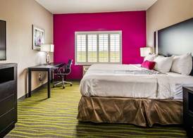 Best Western Plus Dilley Inn & Suites 3