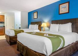 Quality Inn Sarasota North Near Lido Key Beach 4