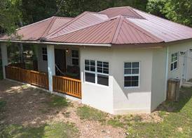 The Cabins at Monkey Fall 4