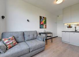 DOKI Living & Foodhall by Downtown Apartments 5