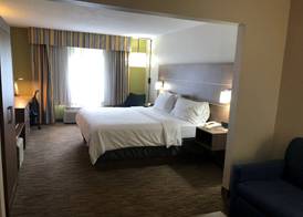 Holiday Inn Express & Suites PIKEVILLE by IHG 4