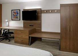 Holiday Inn Express & Suites REDDING by IHG 5