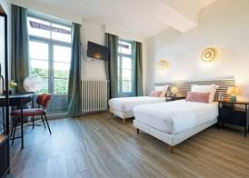 Hôtel en Ville 3
