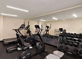 Quality Inn Memphis Northeast Near I-40 3