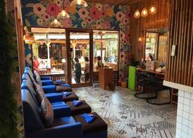Seahouse Bali Indah Beach Inn 4