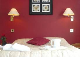 Bailey Ground Hotel 2
