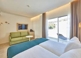 Universal Hotel Aquamarin 5