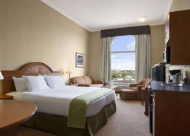 Super 8 by Wyndham Fort St. John BC 3