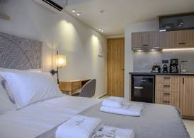 Marea Boutique Suites 5