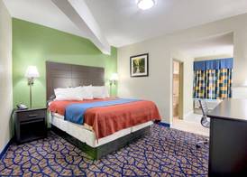 Rodeway Inn & Suites 5