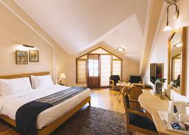 Hotel Willow Banks, Mall Road Shimla 5