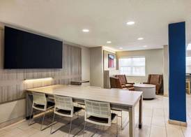 Microtel Inn & Suites by Wyndham New Ulm 3