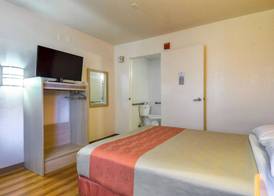 Motel 6-San Dimas, CA - Los Angeles 4