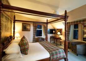 Loch Kinord Hotel 4