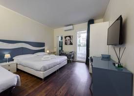 Dolcevita Suite by Mmega 5