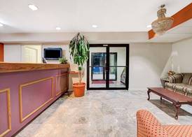 Super 8 by Wyndham Dallas South 2