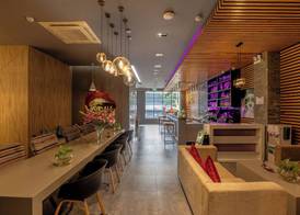 A25 Premium Hotel - 55 Lê Anh Xuân 4