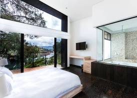 The Brown, Guatape, Autograph Collection 4