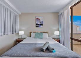Ocean Views 14 4