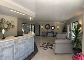 Moonshine Hotel Suites 2