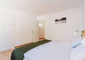 Neighbours Beach Apartments 2