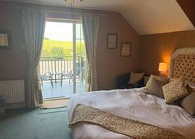 The Hunters Rest Inn 4