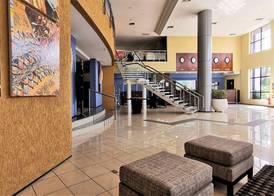 Seaflats Iate Plaza Hotel 2