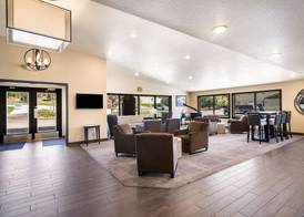 Best Western Golden Spike Inn & Suites 3