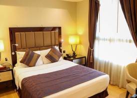 Premium Strato Hotel 5