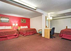 Travelodge by Wyndham Red Wing 4