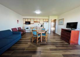 Mariner Inn And Suites 3