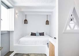 Living Theros Luxury Suites 4